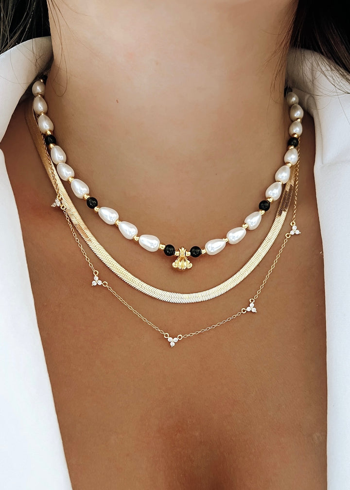 Seashell Pearl Necklace